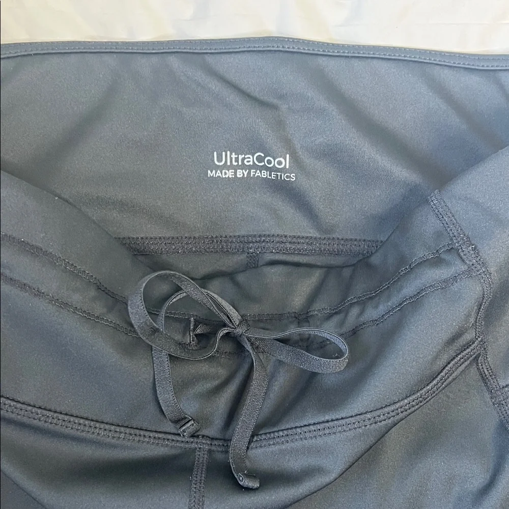 Fabletics Ultra Cool Drawstring 7/8 Leggings - Picture 6 of 6